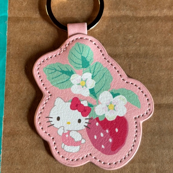 Sanrio Accessories - Sanrio Hello Kitty Strawberry Flower Blind Box Keychain